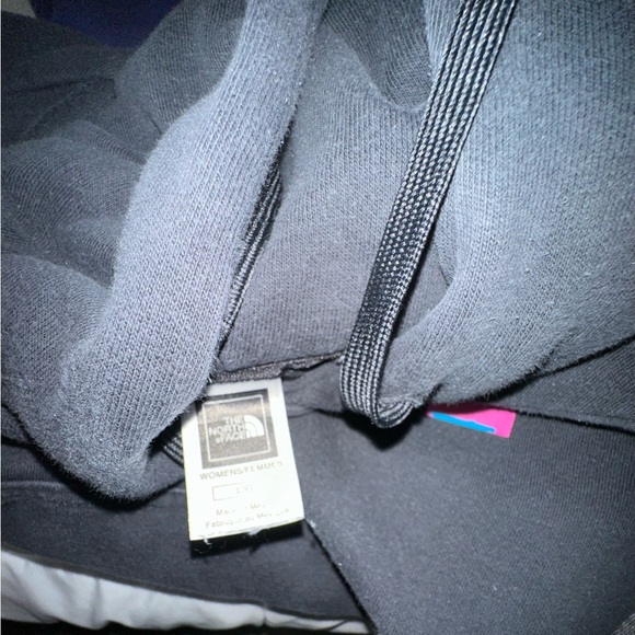 North Face Hoodie Lot (Women’s Large) - Picture 4 of 4